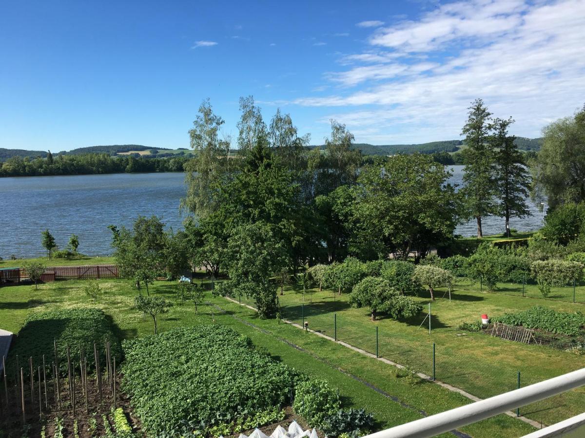 Ferienwohnung Apartman Krasna Vyhlidka Dolni Benesov Exterior foto